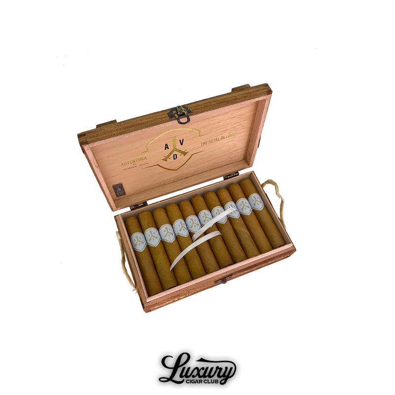 Open box of ADVentura The Royal Return Queen’s Pearls Robusto cigars with light Connecticut wrappers, luxury handcrafted cigars available at Luxury Cigar Club.