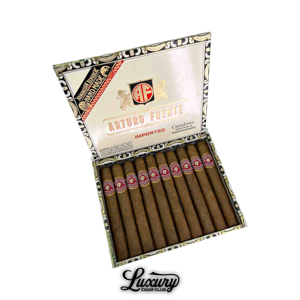 Arturo Fuente Especiales Natural Cazadores cigars displayed in an open box, premium Dominican long filler coronas with red AF Especiales bands, Luxury Cigar Club product photo.