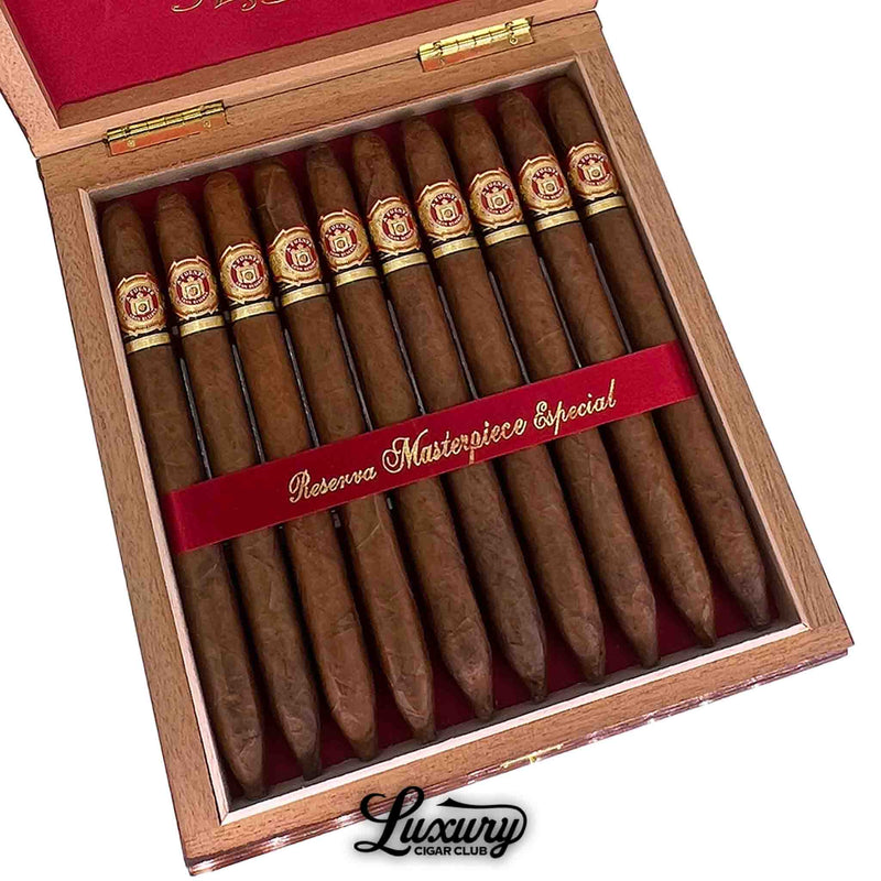 Close-up of Arturo Fuente Hemingway Natural Masterpiece cigar box, highlighting the Reserva Masterpiece Especial ribbon and finely crafted cigars.