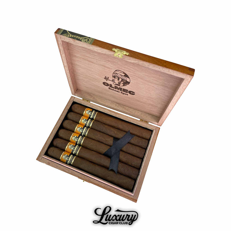 Foundation Olmec Claro Double Corona cigars in open box – medium to full-bodied Nicaraguan cigars with Claro wrapper, handcrafted and available at Luxury Cigar Club