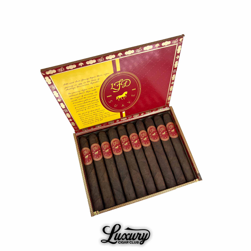 Open box of La Flor Dominicana Suave Maduro No 5 cigars with dark wrappers displayed at Luxury Cigar Club