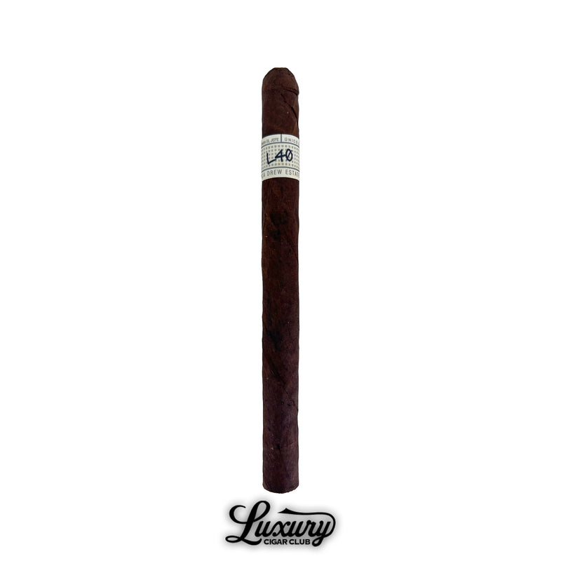 Single Liga Privada Único Serie L40 Lancero cigar displayed on a white background, sold at Luxury Cigar Club.