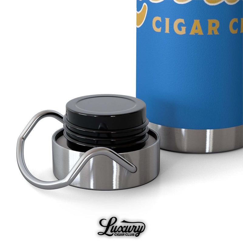 Close up of stainless steel lid with secure black twist seal from the Luxury Cigar Club pebble blue insulated bottle