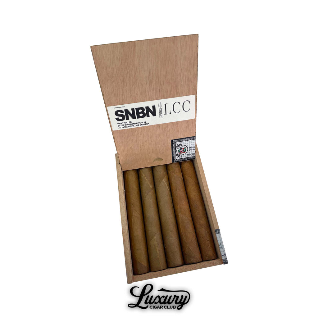 Open box of Luxury Cigar Club SNBN by Tabacalera Diaz Cabrera Robusto cigars with branding on inner lid, highlighting artisanal Dominican cigar presentation.
