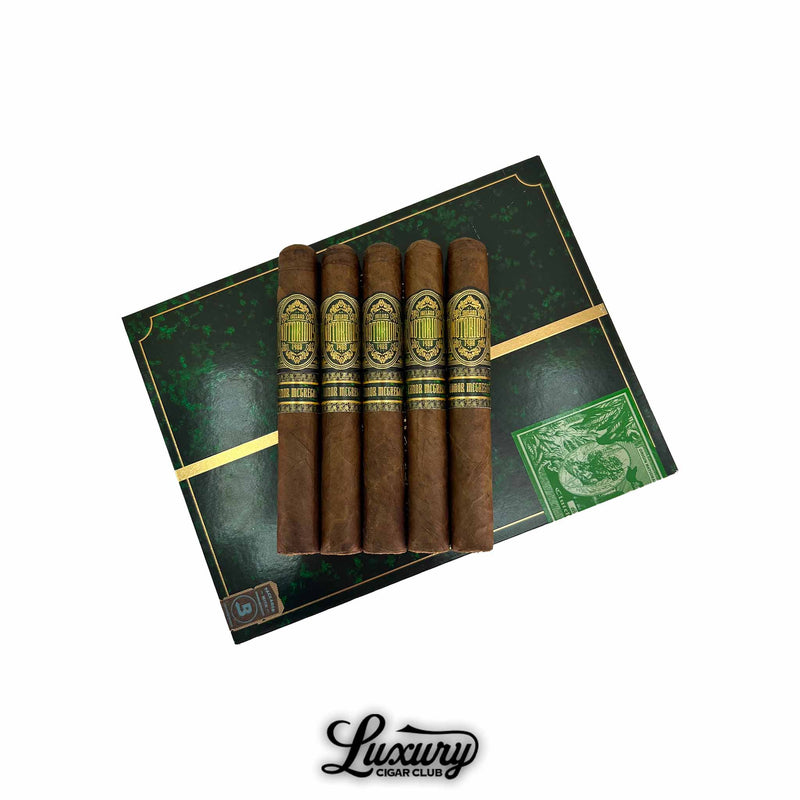 Five-pack of Notorious Conor McGregor Corona Gordo cigars displayed on a green and gold cigar box.
