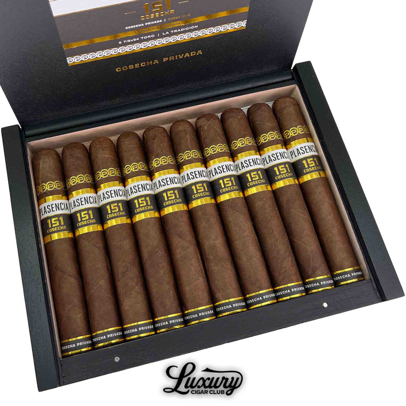Close-up of Plasencia Cosecha 151 La Tradicion Toro cigars in a luxury black box, featuring premium Nicaraguan tobacco and elegant banding from Luxury Cigar Club.