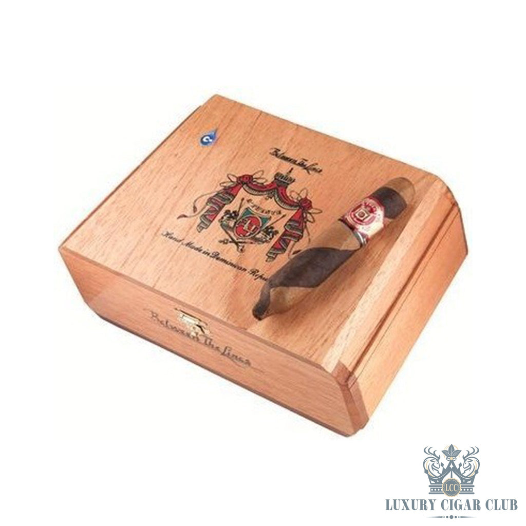 Arturo Fuente Hemingway Between the Lines - Luxury Cigar Club