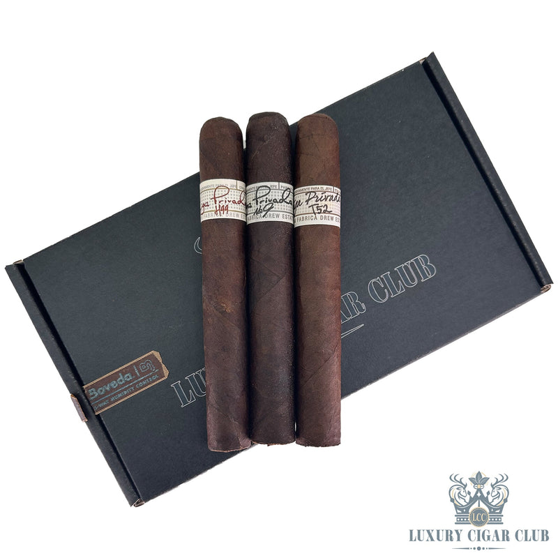Liga Privada Toro Sampler - Luxury Cigar Club