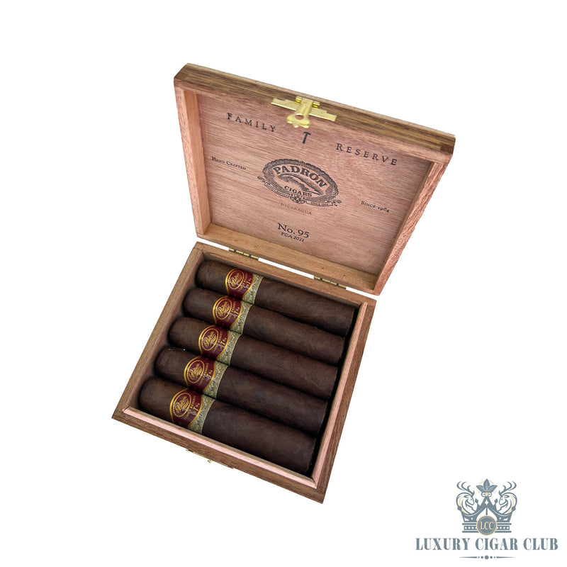 Padron Family Reserve Maduro - Luxury Cigar Club