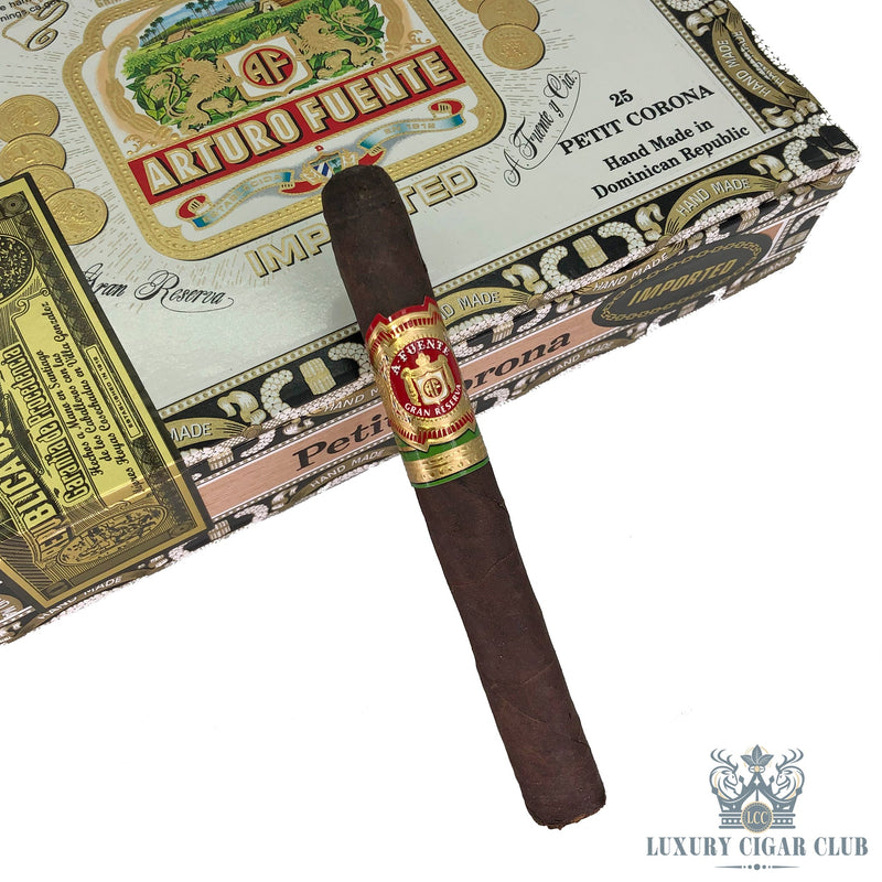 Arturo Fuente Gran Reserva Petit Corona Maduro - Luxury Cigar Club