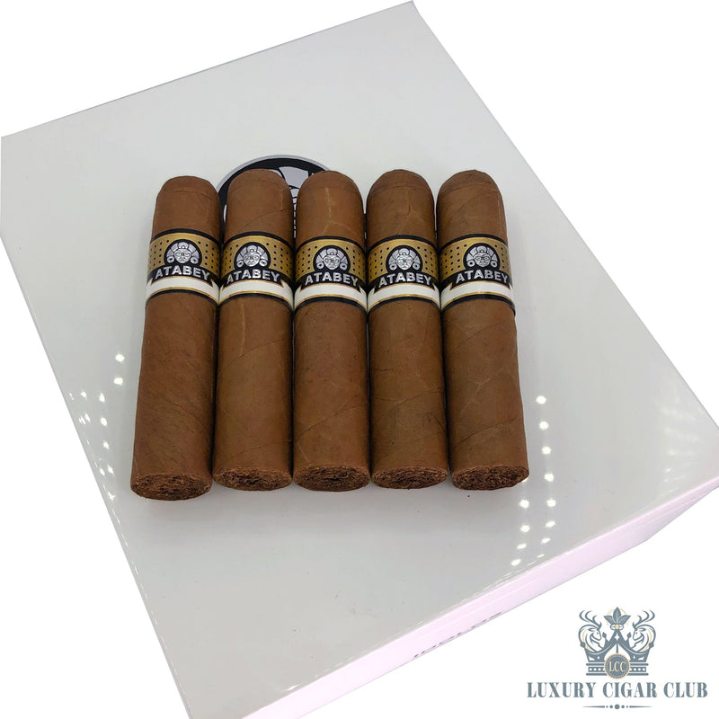Atabey - Luxury Cigar Club