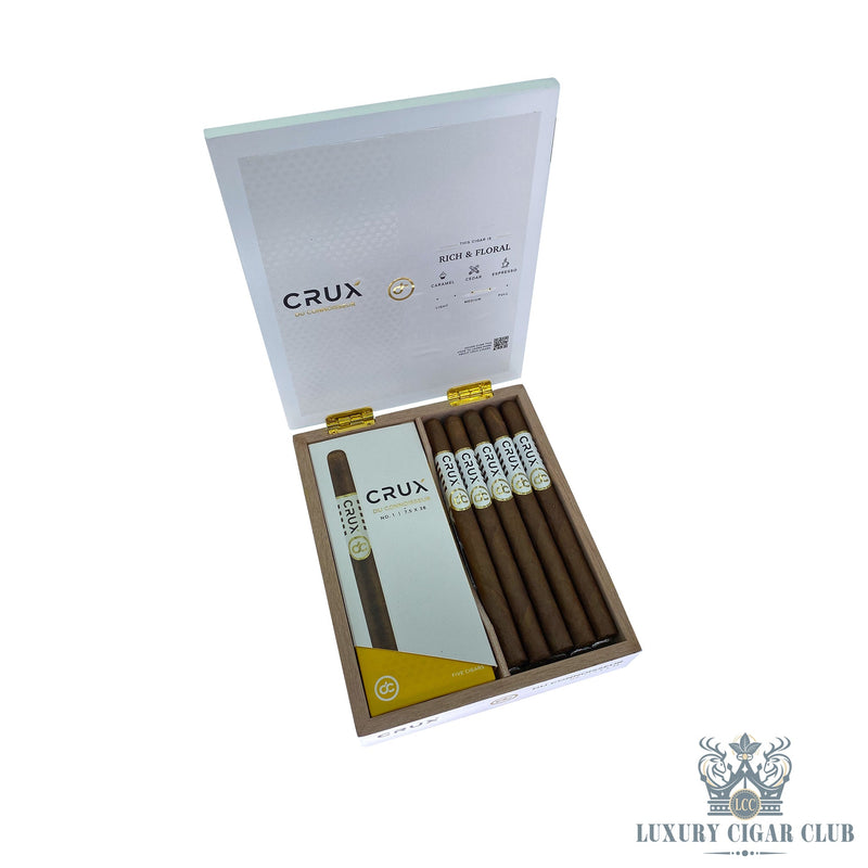 Crux du Connoisseur - Luxury Cigar Club
