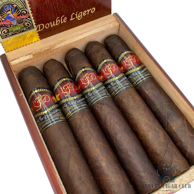 La Flor Dominicana Double Ligero Maduro - Luxury Cigar Club