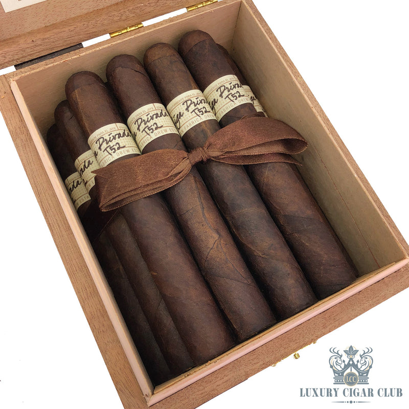 Liga Privada T52 - Luxury Cigar Club