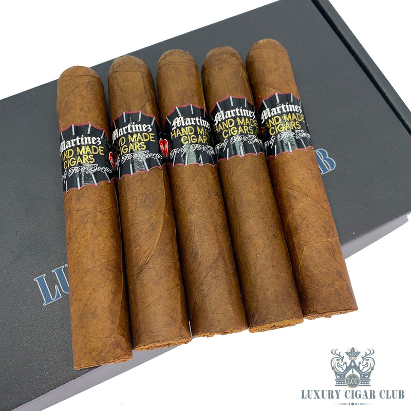 Martinez 45 Series Natural - Luxury Cigar Club