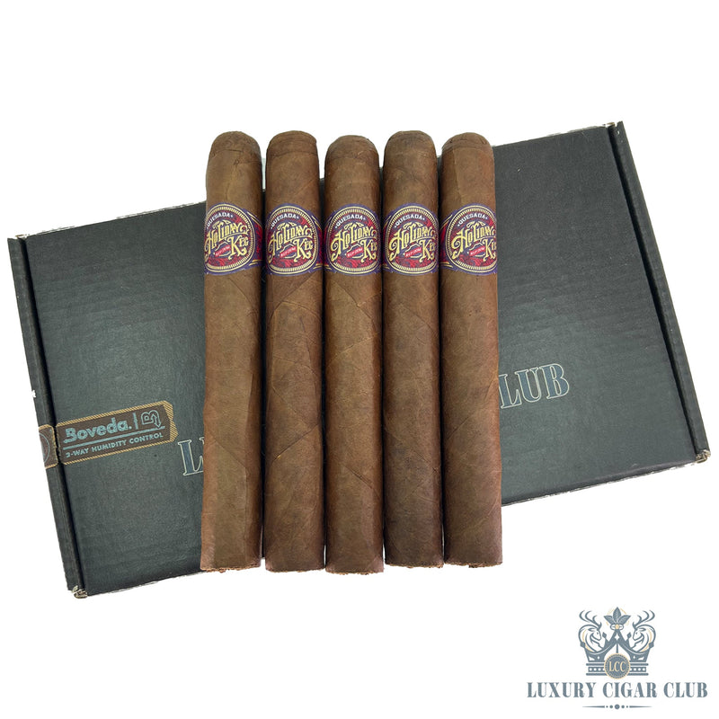 Quesada Holiday Keg Limited Edition - Luxury Cigar Club